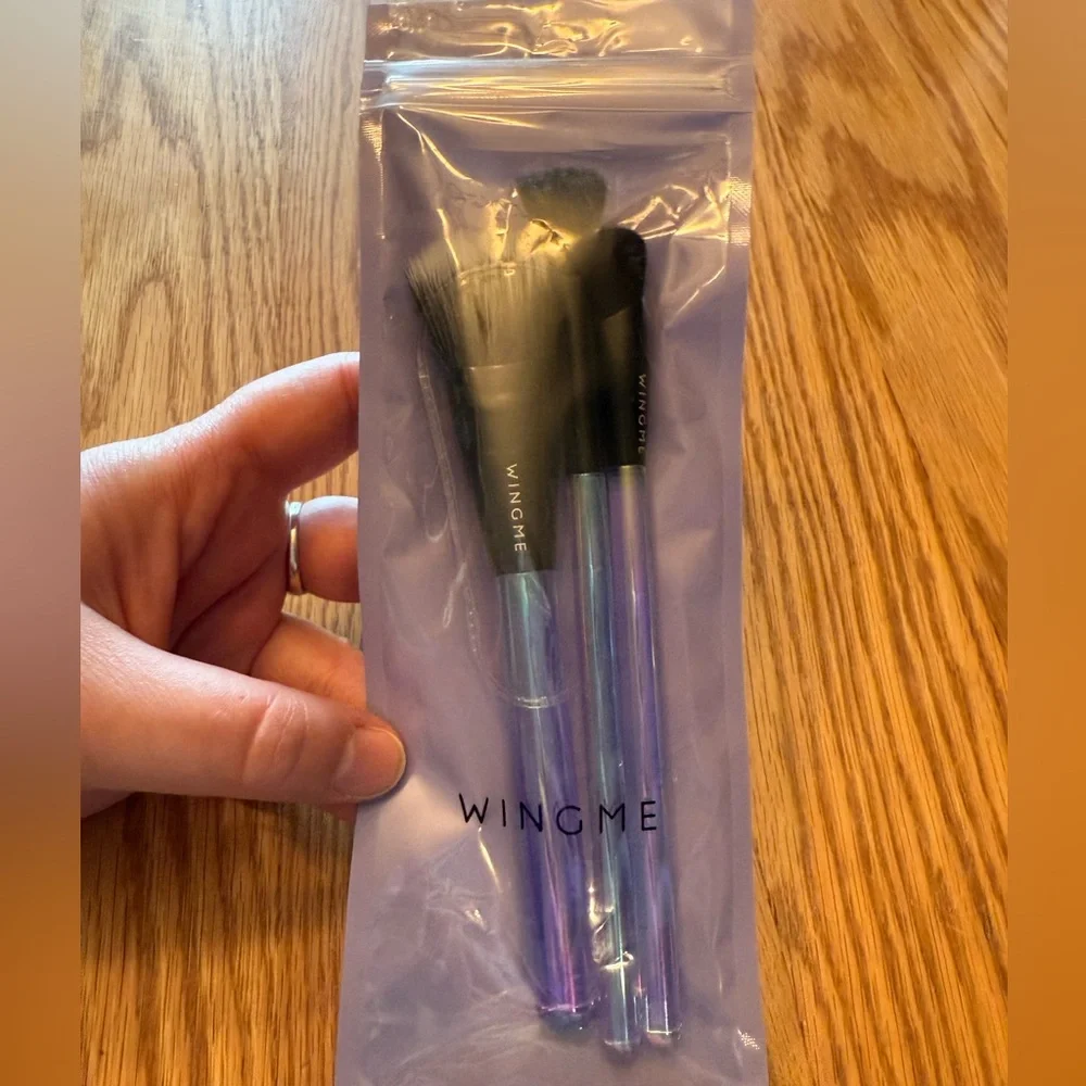 Wing Me Makeup Brush Set